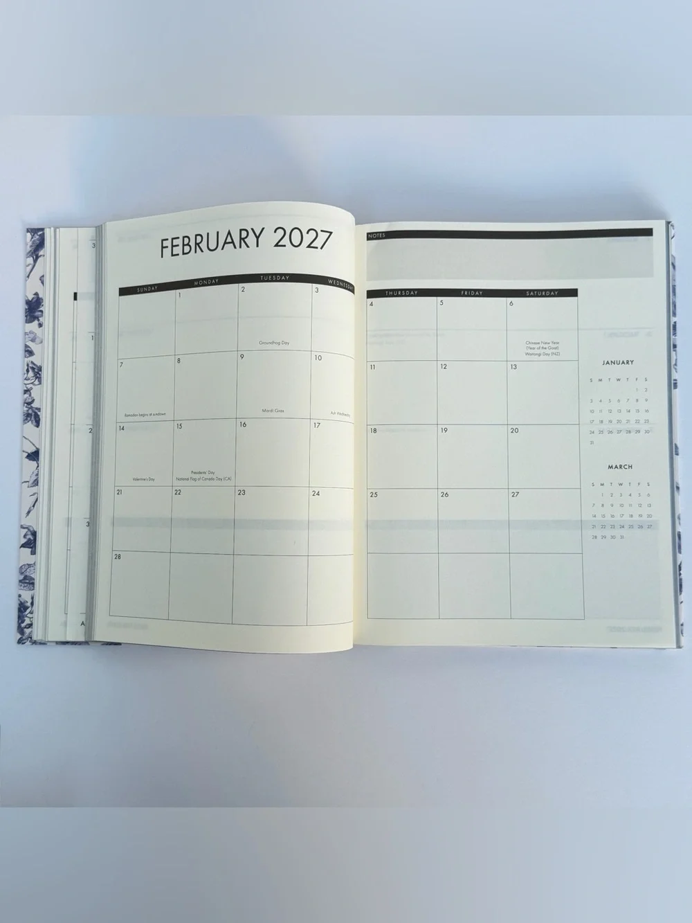 Punch Studio 17 months 2026-2027 Monthly Weekly Planner Journal (Floral Toile)